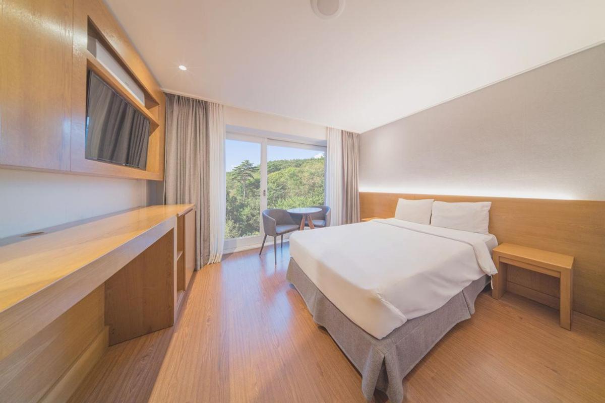 El Hotel Yangyang Eksteriør bilde