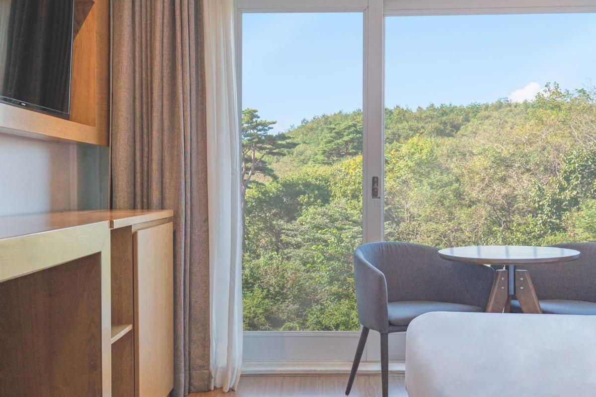 El Hotel Yangyang Eksteriør bilde