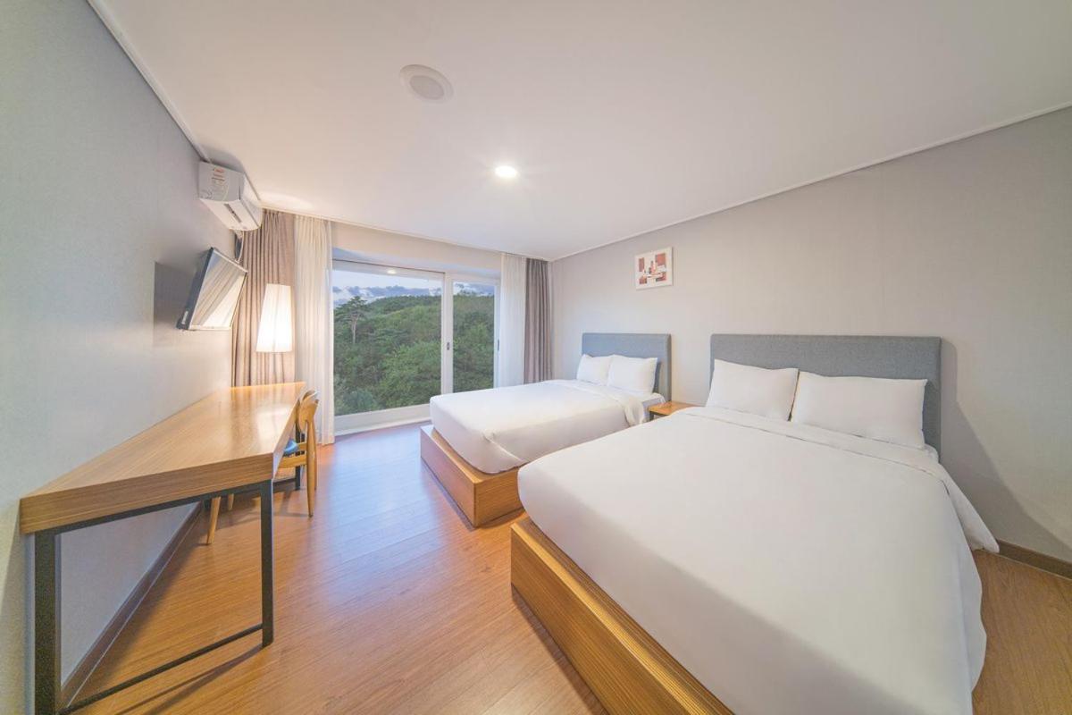 El Hotel Yangyang Eksteriør bilde