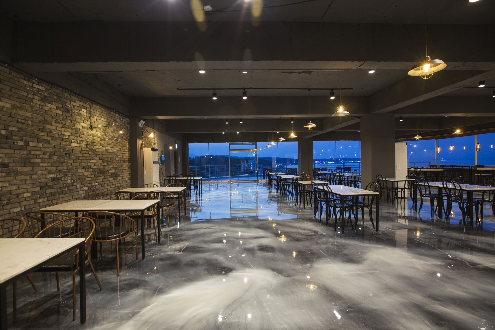 El Hotel Yangyang Eksteriør bilde